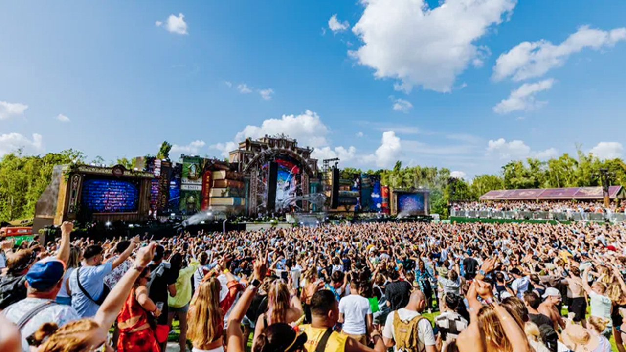 Tomorrowland event to go live on YouTube