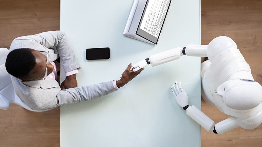 LinkedIn Launches first AI agent for recruiters, to launch globally in&nbsp;English